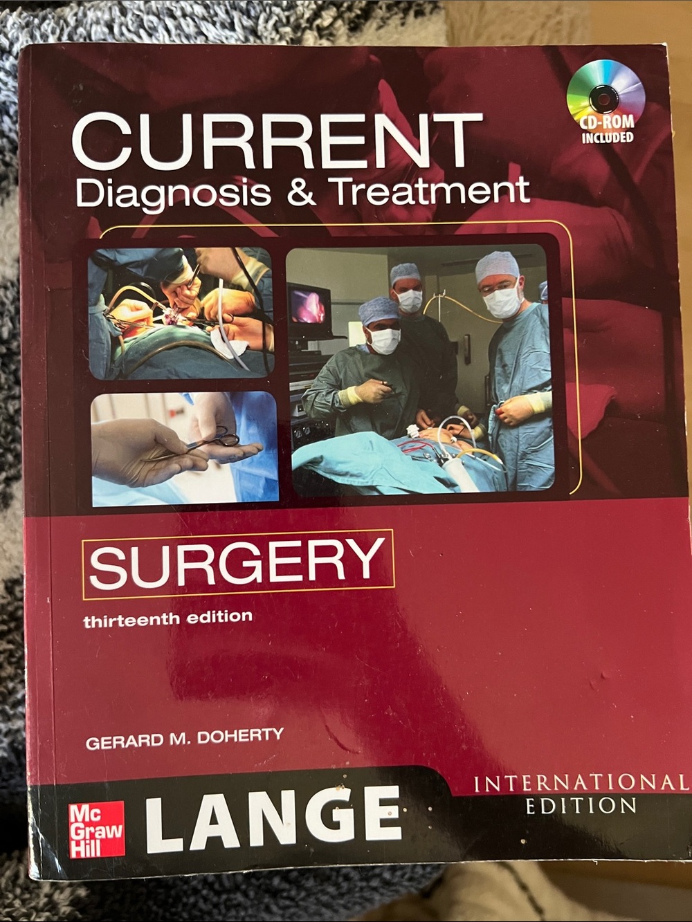 Lange Current Diagnosis & Treatment Surgery - red and white cover